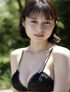 《牛牛影视.apk-女子被强塞6000》