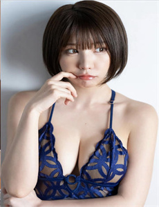 《香蕉AV久久一区二区三区-日本美女比基尼热舞》